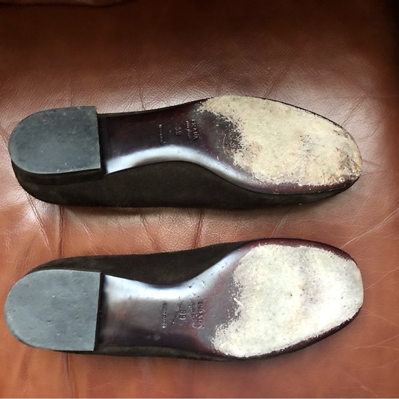 Brown suede Prada round-toe flats - Picture 8 of 10